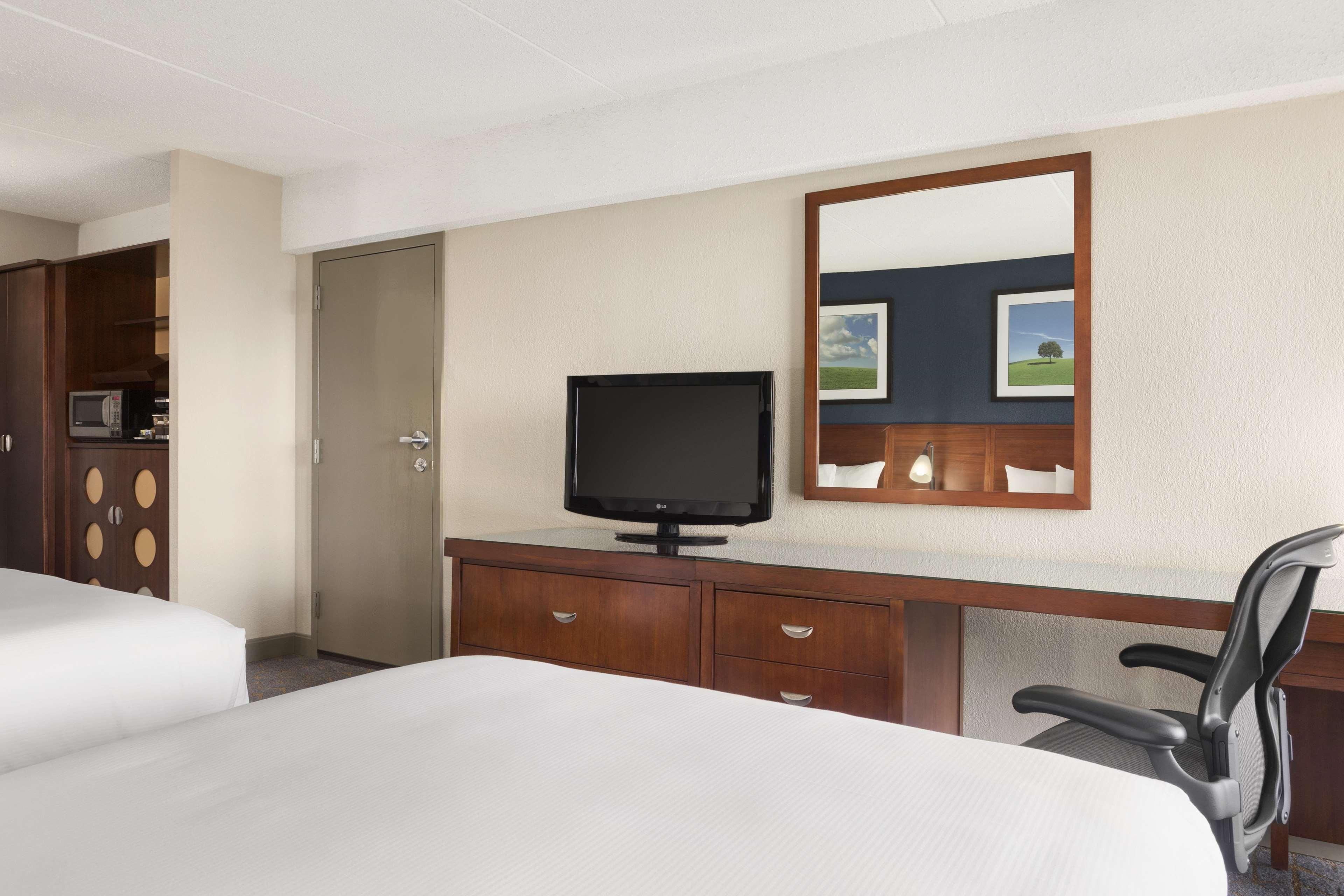 Doubletree By Hilton Dfw Airport North Irving Exterior foto