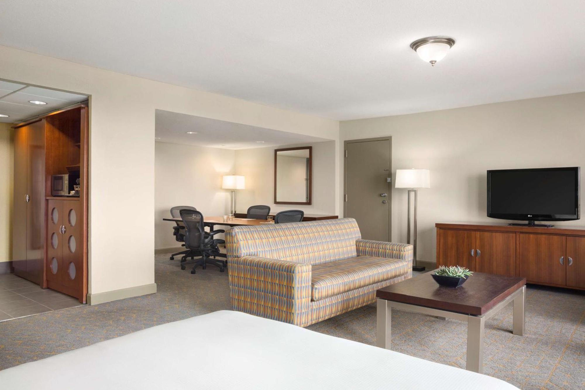 Doubletree By Hilton Dfw Airport North Irving Exterior foto