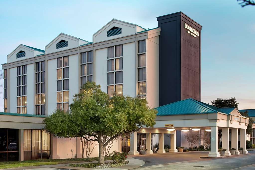 Doubletree By Hilton Dfw Airport North Irving Exterior foto